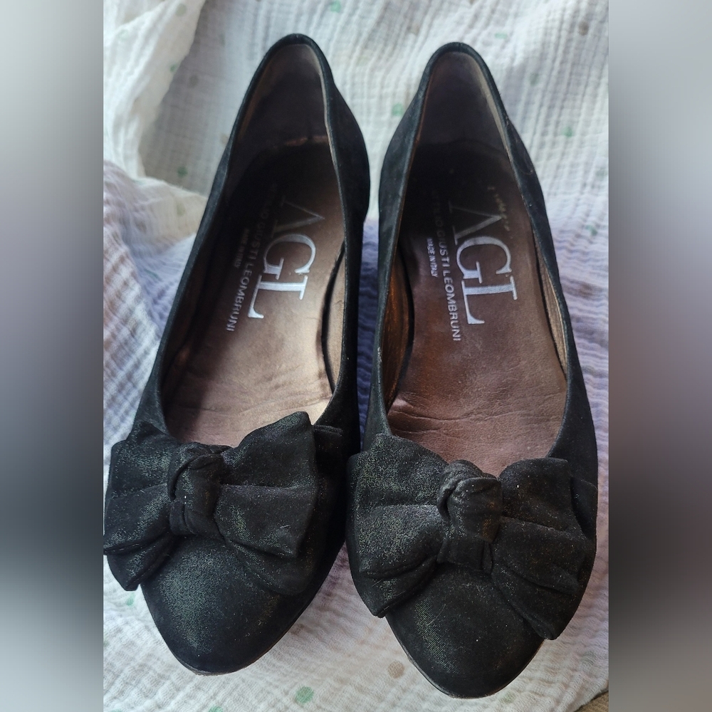 AGL Black Sheen Suede Bow Flats size 36.5